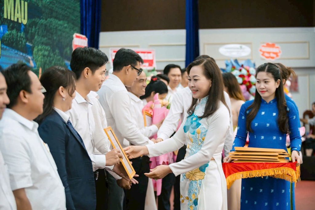 Cà Mau đồng hành cùng doanh nhân trẻ đổi mới, kiến tạo giá trị