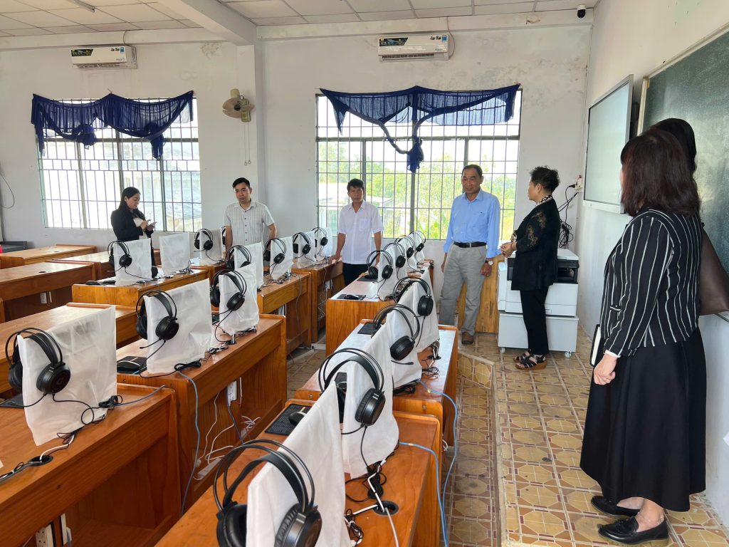 VOMA đồng hành cùng giáo dục: “Trao công nghệ, trao tương lai”