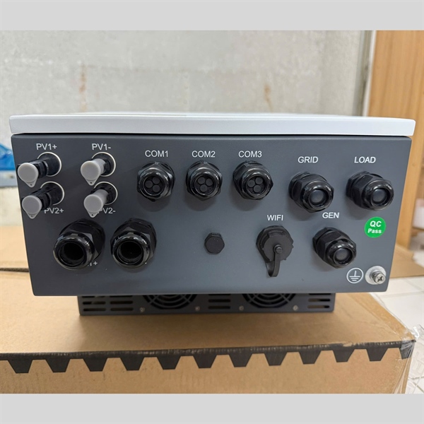 Bộ biến tần NLMT Power Master Inverter Hybrid 6KW 1 pha 230V 50HZ GZB05-SPM-602G-EU - Cái Bộ biến tần NLMT Power Master Inverter Hybrid 6KW 1 pha 230V 50HZ GZB05-SPM-602G-EU - Cái